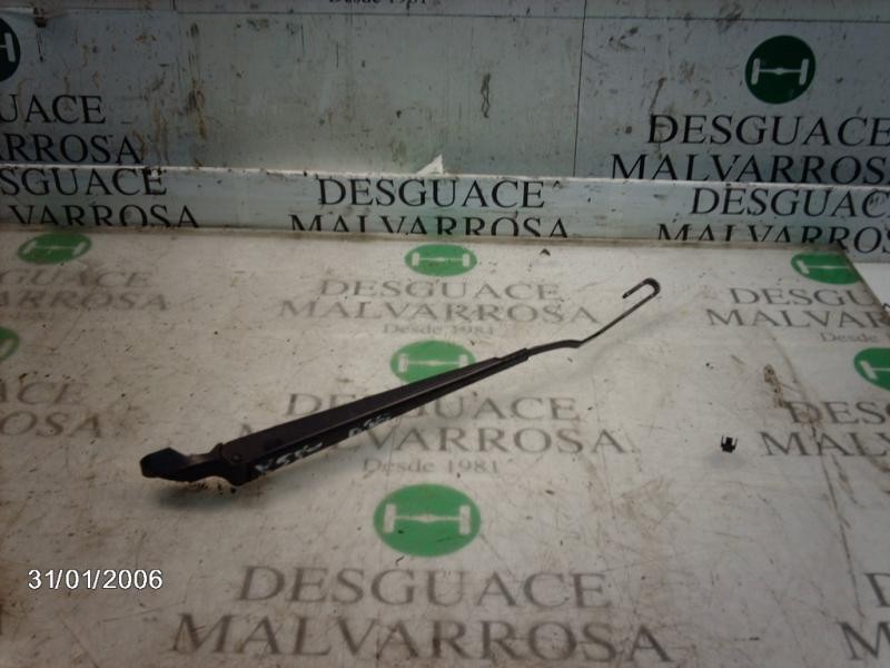 Recambio de brazo limpia delantero izquierdo para citroën xsara berlina 2.0 hdi exclusive (80kw) referencia OEM IAM   