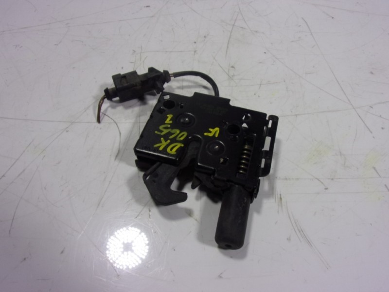 Recambio de cerradura capot para skoda kodiaq 2.0 tdi referencia OEM IAM 565823509 56582650901S 