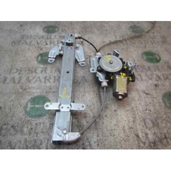 ELEVALUNAS TRASERO DERECHO 