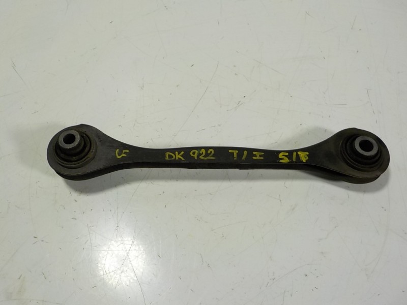 Recambio de brazo suspension superior trasero izquierdo para volkswagen scirocco (138) 2.0 tdi referencia OEM IAM 1K0501529H 1K0