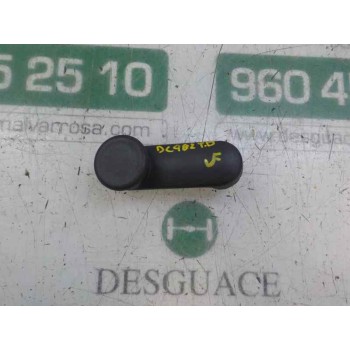 MANETA ELEVALUNAS TRASERA DERECHA 13288655 