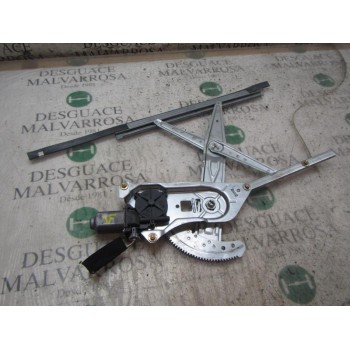 ELEVALUNAS DELANTERO DERECHO 