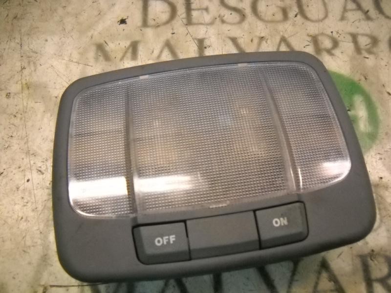 Recambio de piloto interior para kia carens 2.0 crdi ex monovolumen referencia OEM IAM 0K2FA5144044  