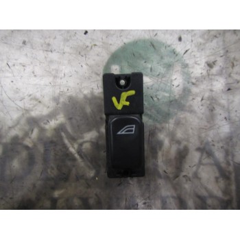 MANDO ELEVALUNAS TRASERO DERECHO 