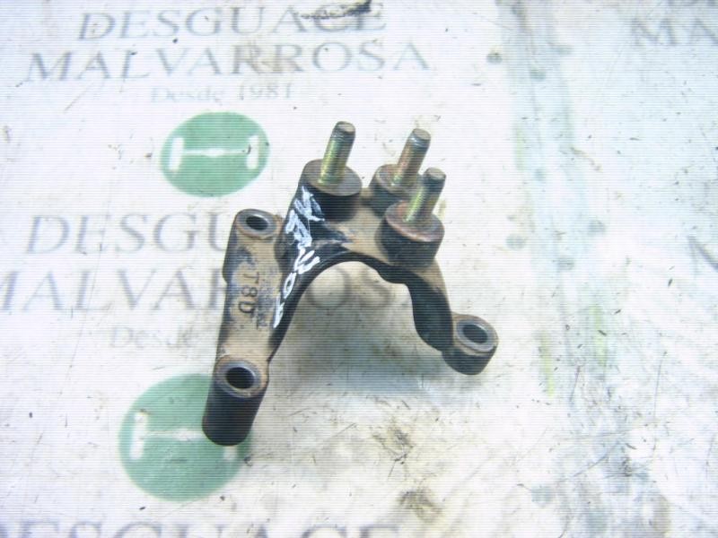 Recambio de soporte cambio para kia clarus 1.8 slx berlina (09.1999) referencia OEM IAM   