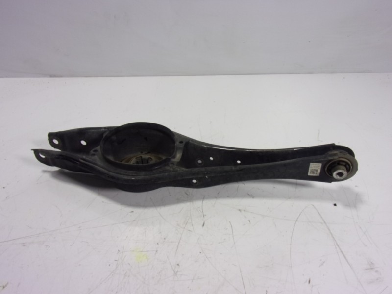 Recambio de brazo suspension inferior trasero derecho para skoda kodiaq 2.0 tdi referencia OEM IAM 3Q0505311E  