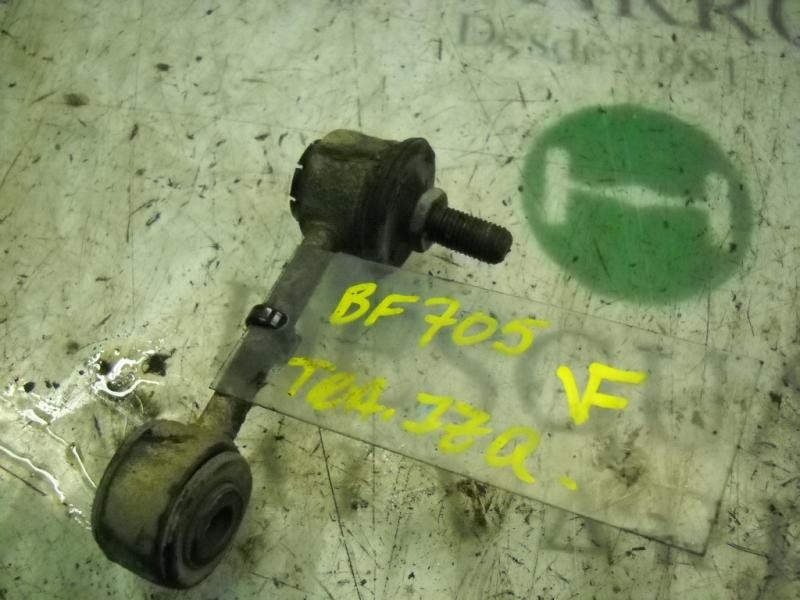 Recambio de tirante trasero izquierdo para kia carens 2.0 crdi ex monovolumen referencia OEM IAM 0K2M228150  