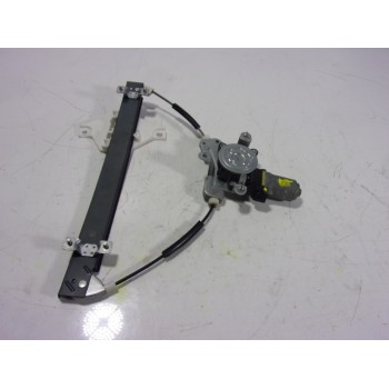 ELEVALUNAS TRASERO DERECHO 