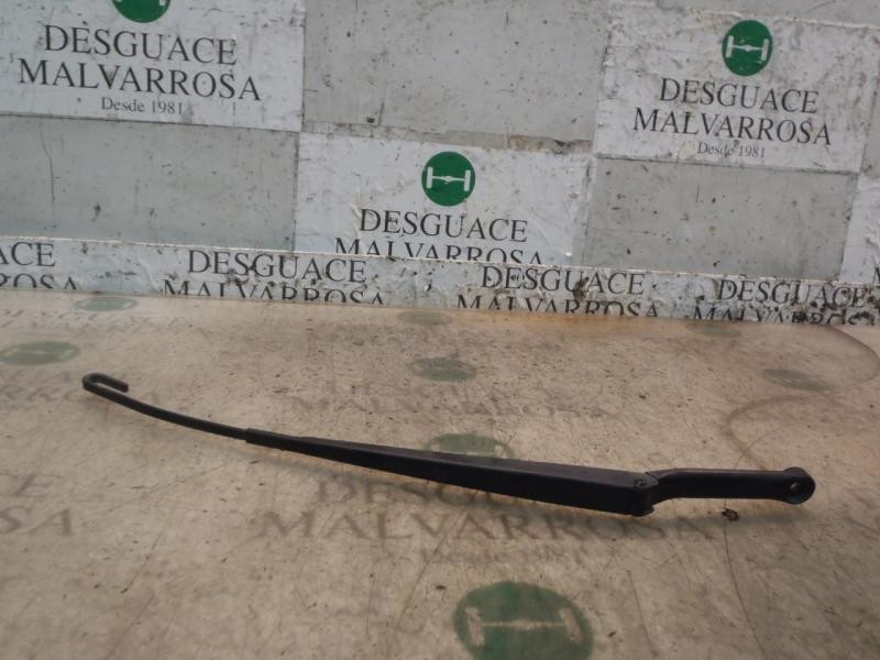 Recambio de brazo limpia delantero derecho para audi a6 berlina (4b2) 2.4 (121kw) referencia OEM IAM 4B1955408A  