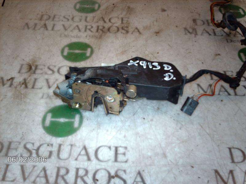 SERRURE DE PORTE ARRIÈRE DROITE VOLVO SERIE 850 2.5 10V Berlina