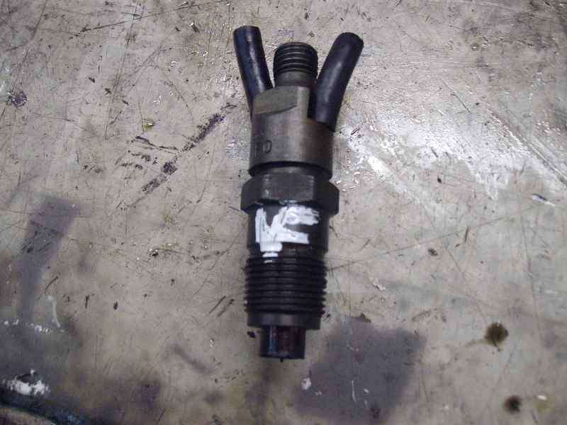 INJECTEUR NISSAN TRADE 100 *