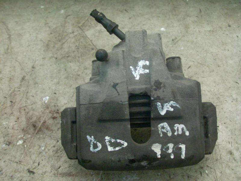 ETRIER DE FREIN AVANT DROIT FORD COUGAR MC 2.0