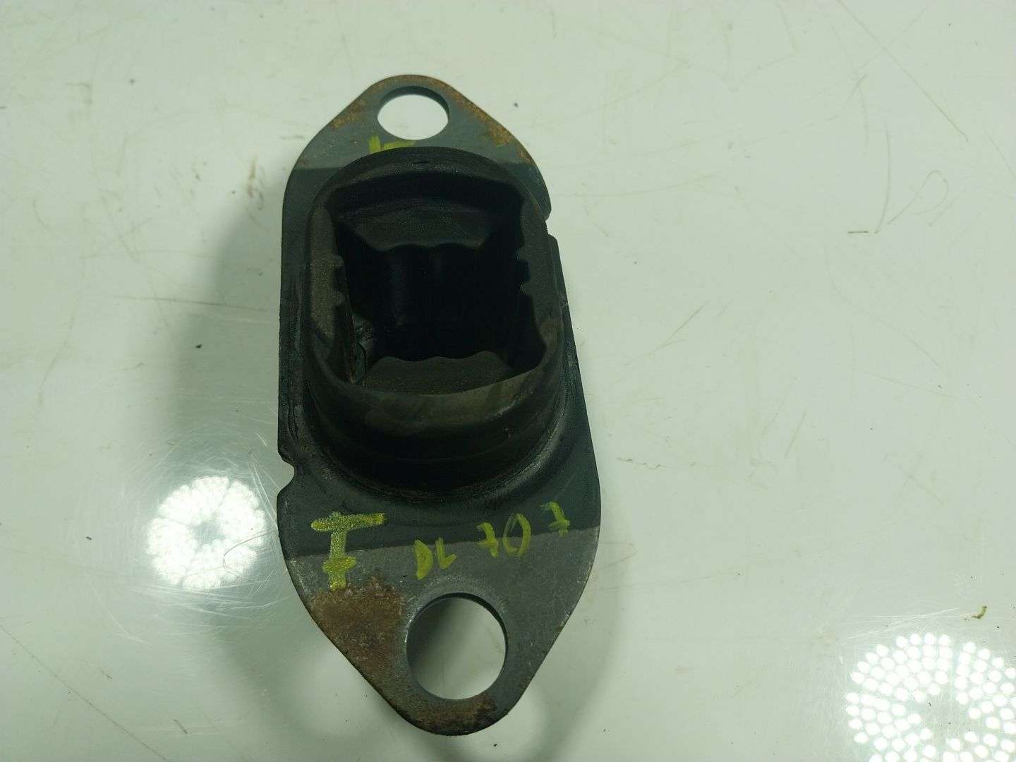 SUPPORT MOTEUR GAUCHE SMART FORFOUR EV EQ 17.6 KWH