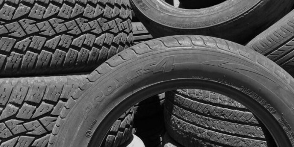 ¿Cuánto tarda un neumático en degradarse?